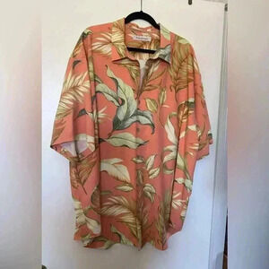Tommy Bahama 100% Silk Short Sleeve Hawaiian Shirt